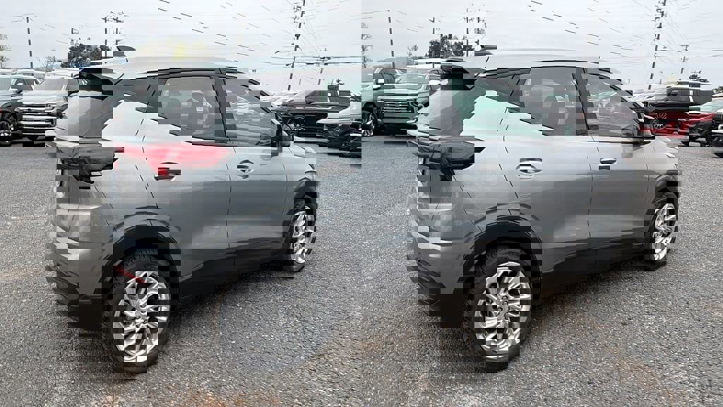 New 2027 Chevrolet Bolt LT image 5