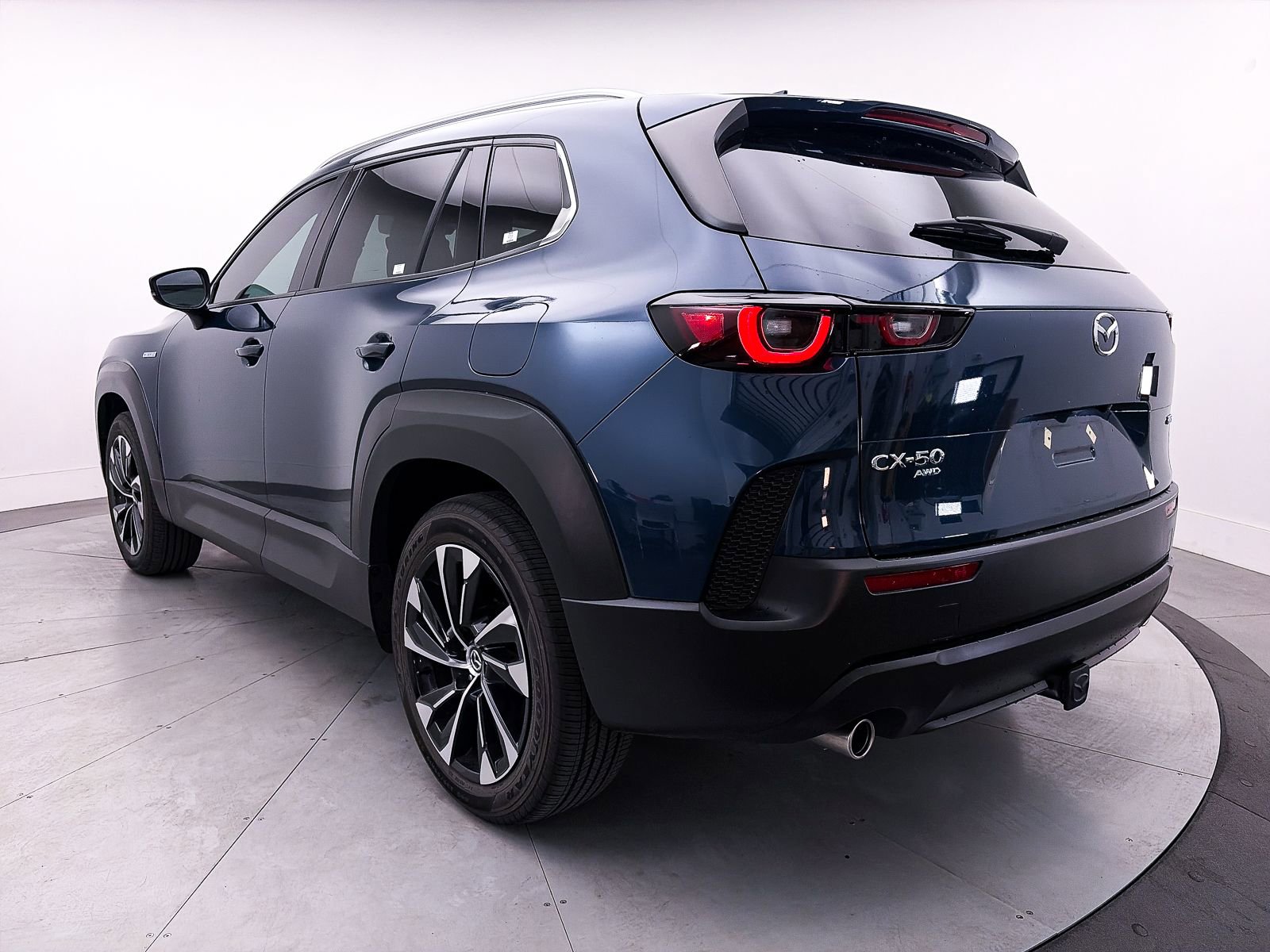 Used 2025 MAZDA CX-50 2.5 Hybrid w/ Weather Package image 14