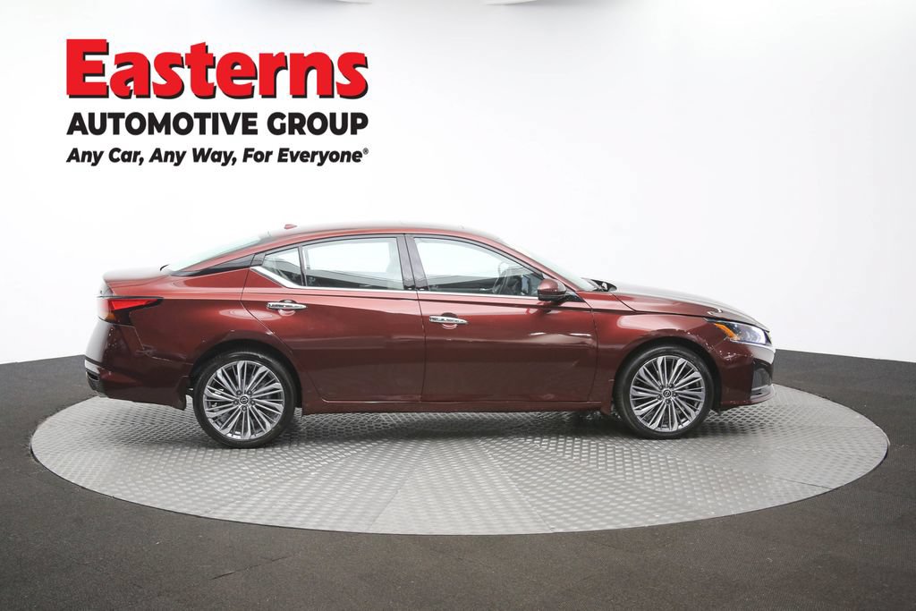 Used 2024 Nissan Altima 2.5 SL AWD/4WD image 48