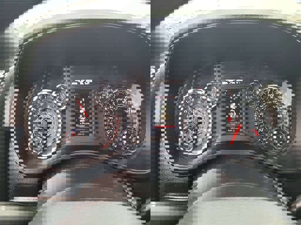 Used 2024 RAM 2500 Big Horn image 18