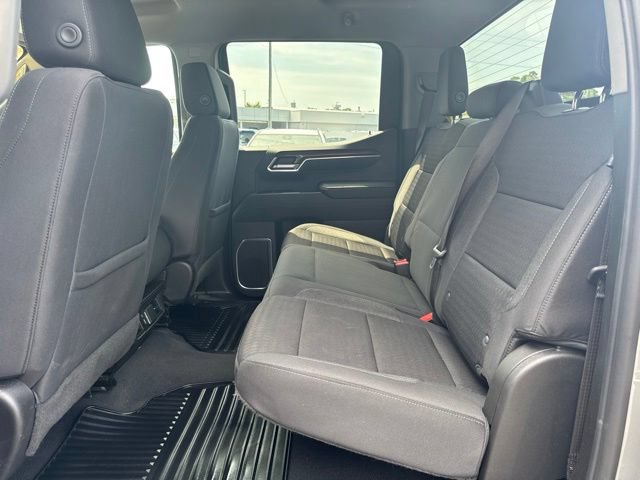 Used 2024 Chevrolet Silverado 1500 LT AWD/4WD image 11