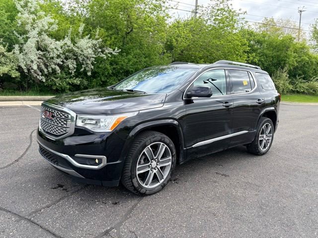 Used 2019 GMC Acadia Denali w/ Technology Package AWD/4WD image 1