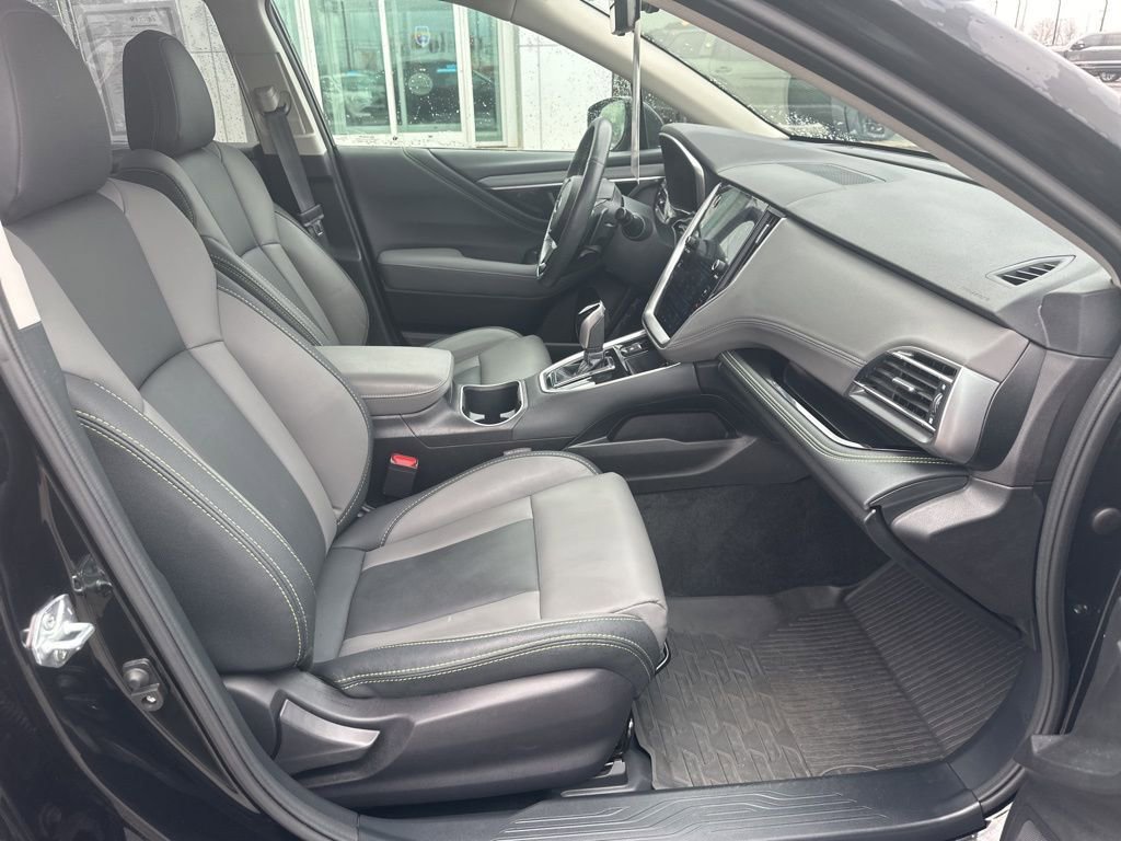 Used 2024 Subaru Outback Onyx Edition image 6
