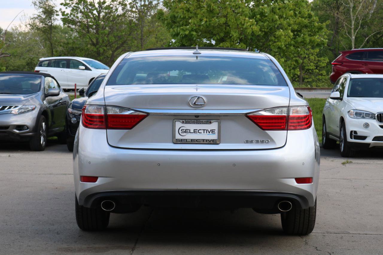 Used 2014 Lexus ES 350 w/ Luxury Package FWD image 6