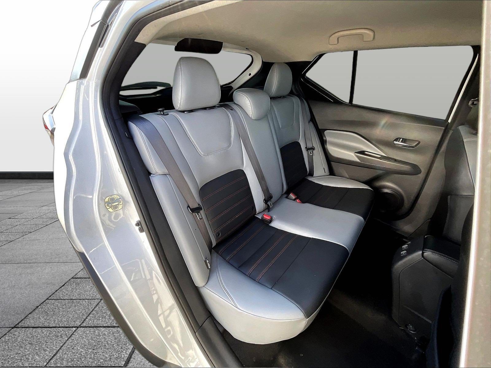 Certified 2021 Nissan Kicks SR w/ SR Premium Package FWD image 28