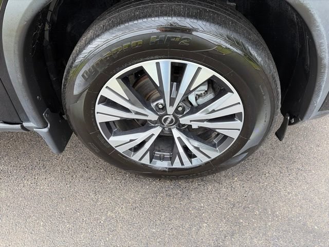 Used 2023 Nissan Rogue SV FWD image 38