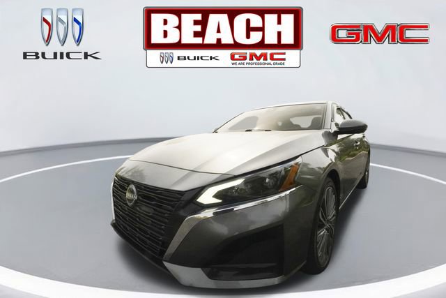 Used 2023 Nissan Altima 2.5 SL AWD/4WD image 7