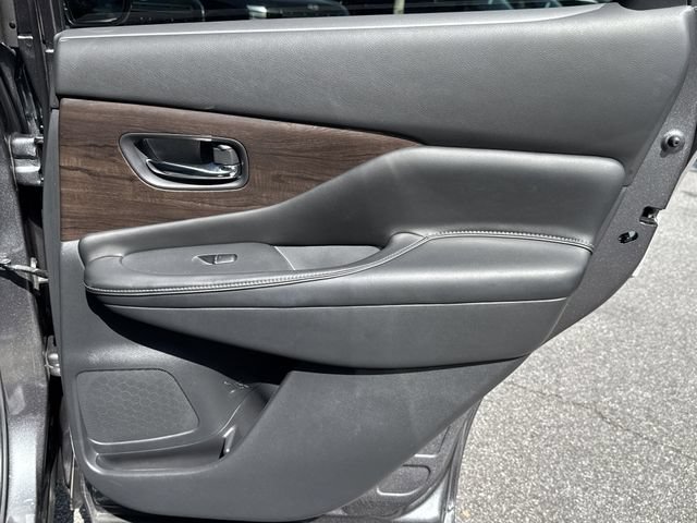 Used 2020 Nissan Murano Platinum w/ Cargo Package FWD image 16