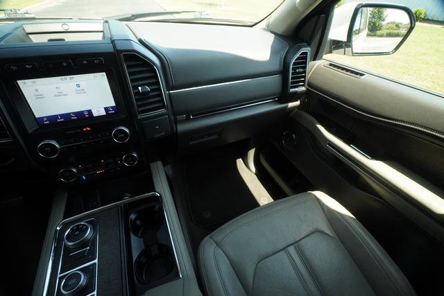 Used 2020 Ford Expedition Limited w/ Equipment Group 302A AWD/4WD image 12