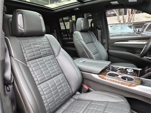 Certified 2025 Cadillac Escalade ESV Sport Platinum image 21