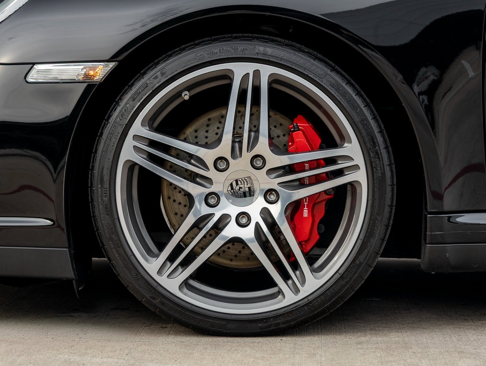 Used 2008 Porsche 911 Turbo image 11