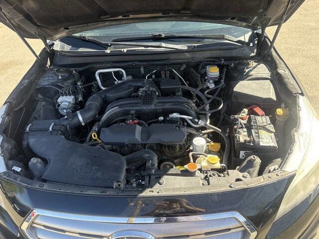 Used 2017 Subaru Outback 2.5i Premium AWD/4WD image 21