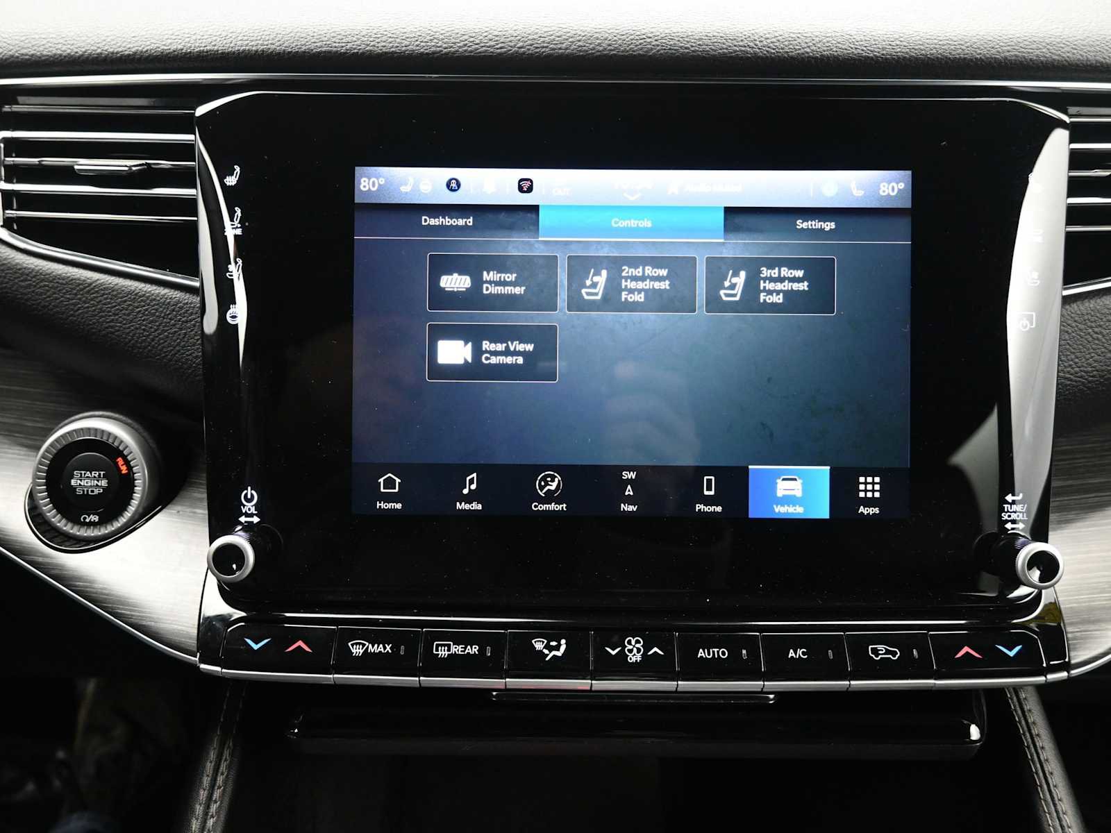 Used 2023 Jeep Wagoneer L Series III w/ Preferred Equipment Group image 18