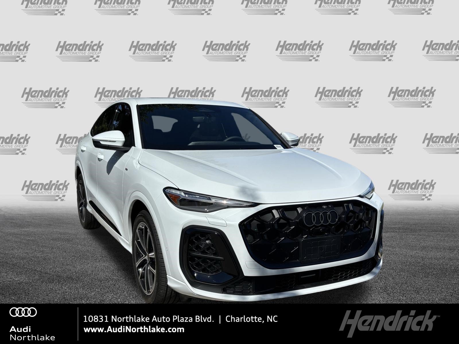 Certified 2026 Audi Q5 Prestige AWD/4WD image 1