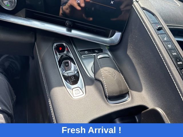 Used 2022 Chevrolet Corvette Stingray Preferred Conv w/ Z51 Performance Package RWD image 6