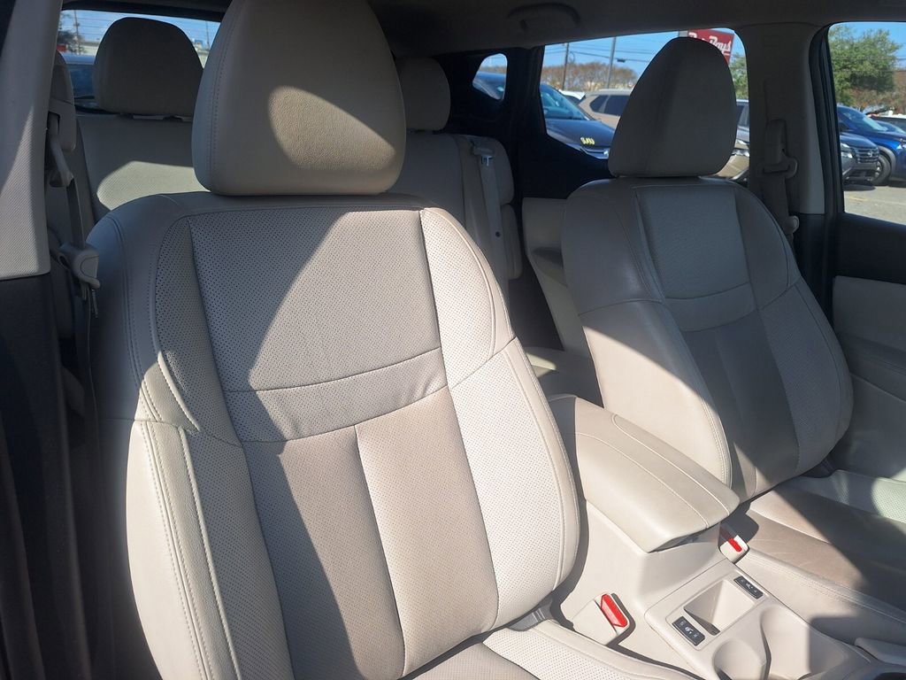 Used 2022 Nissan Rogue Sport SL image 27