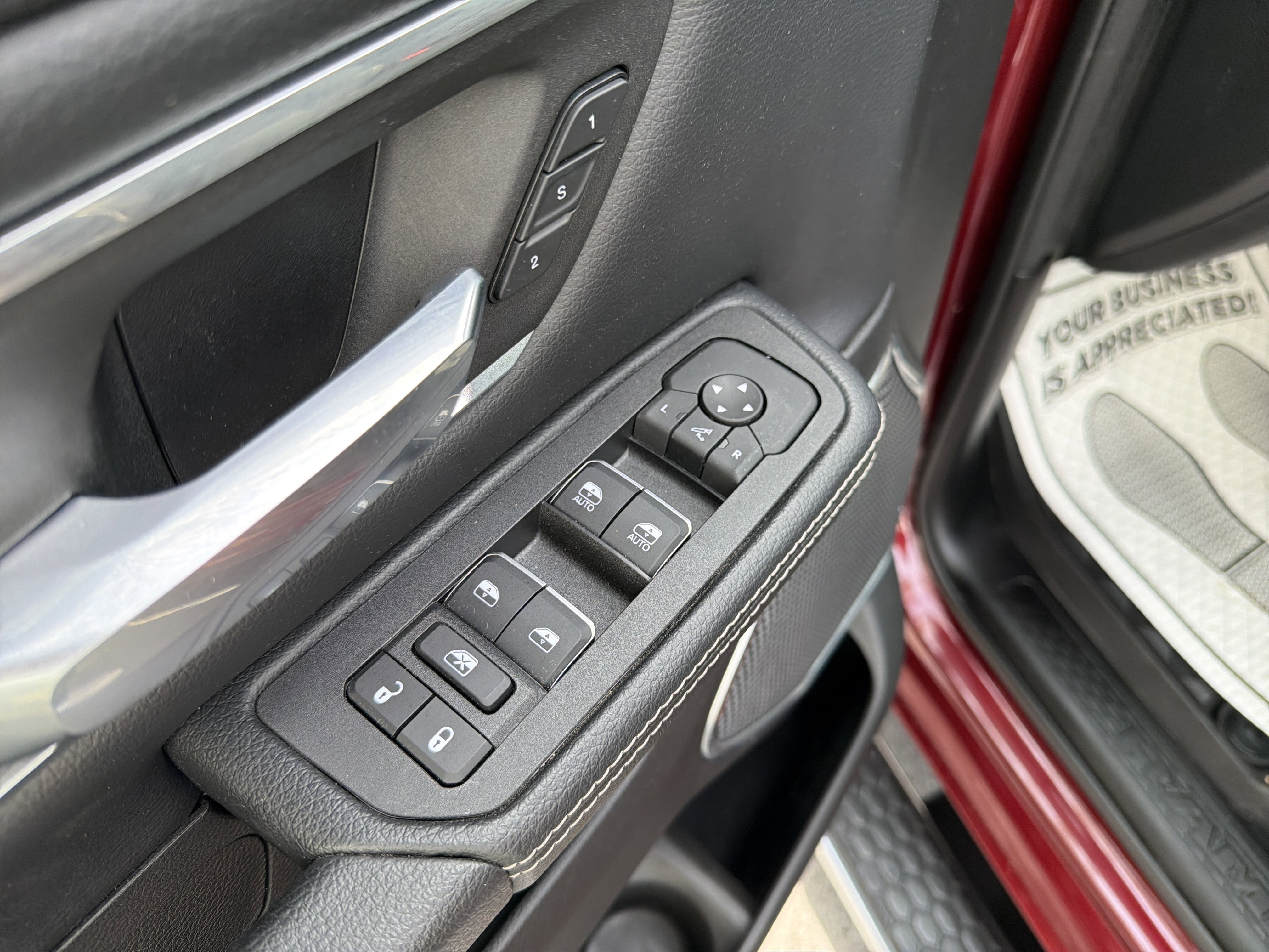 Used 2025 RAM 1500 Laramie w/ Sport Appearance Package image 16