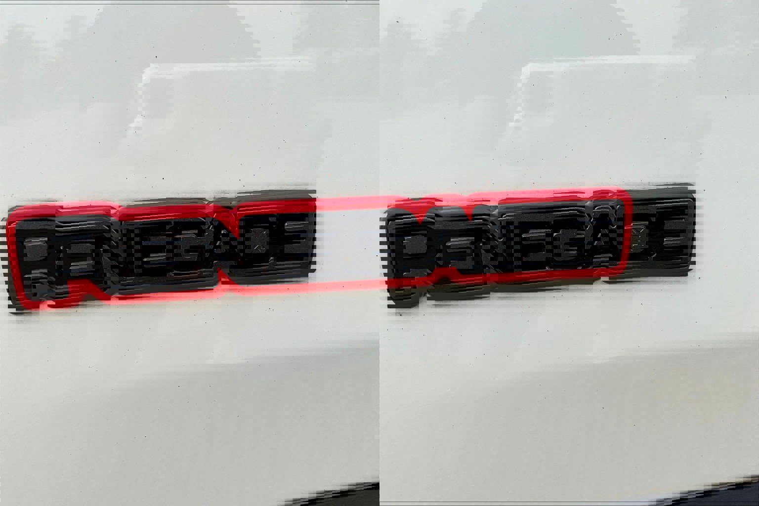 Used 2022 Jeep Renegade Trailhawk image 32