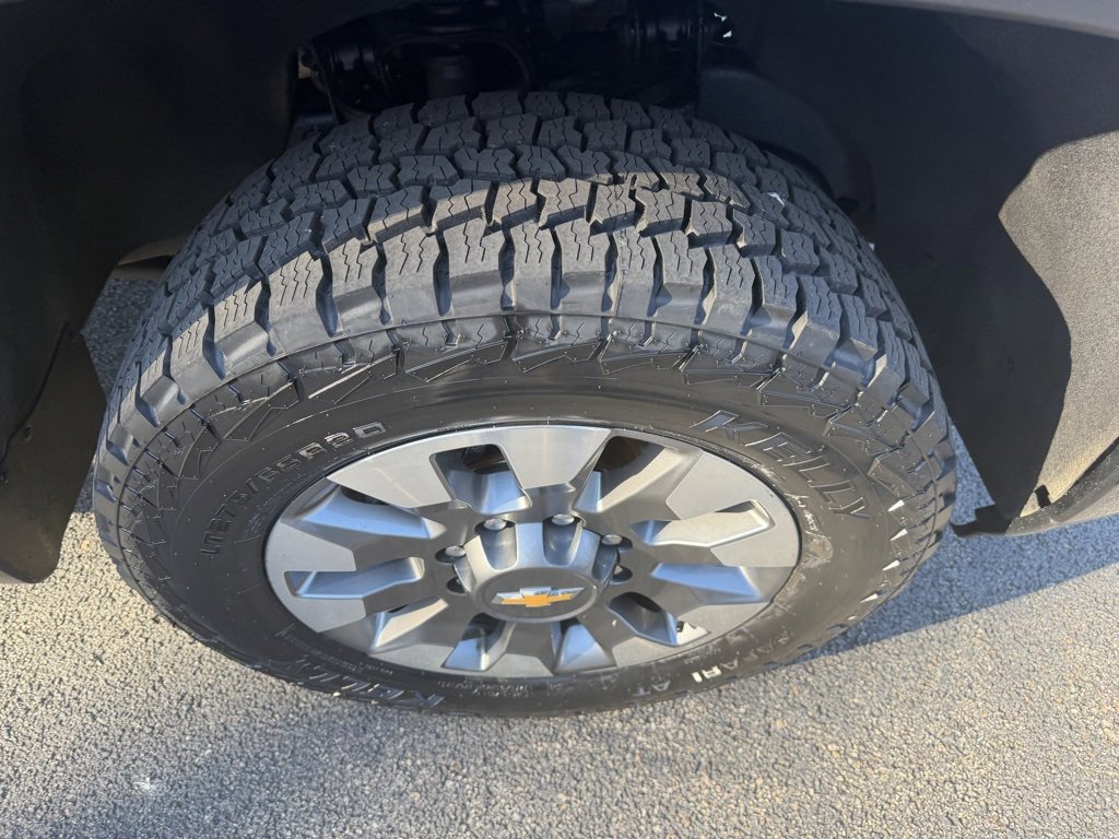 Used 2024 Chevrolet Silverado 2500 Custom image 9
