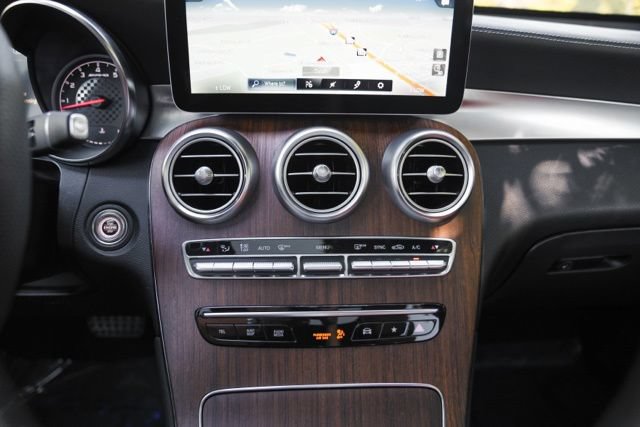 Used 2020 Mercedes-Benz GLC 43 AMG 4MATIC image 37