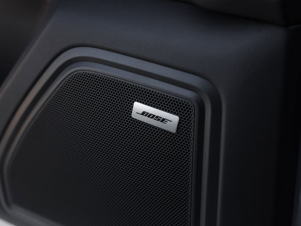 Certified 2025 Porsche Macan image 30