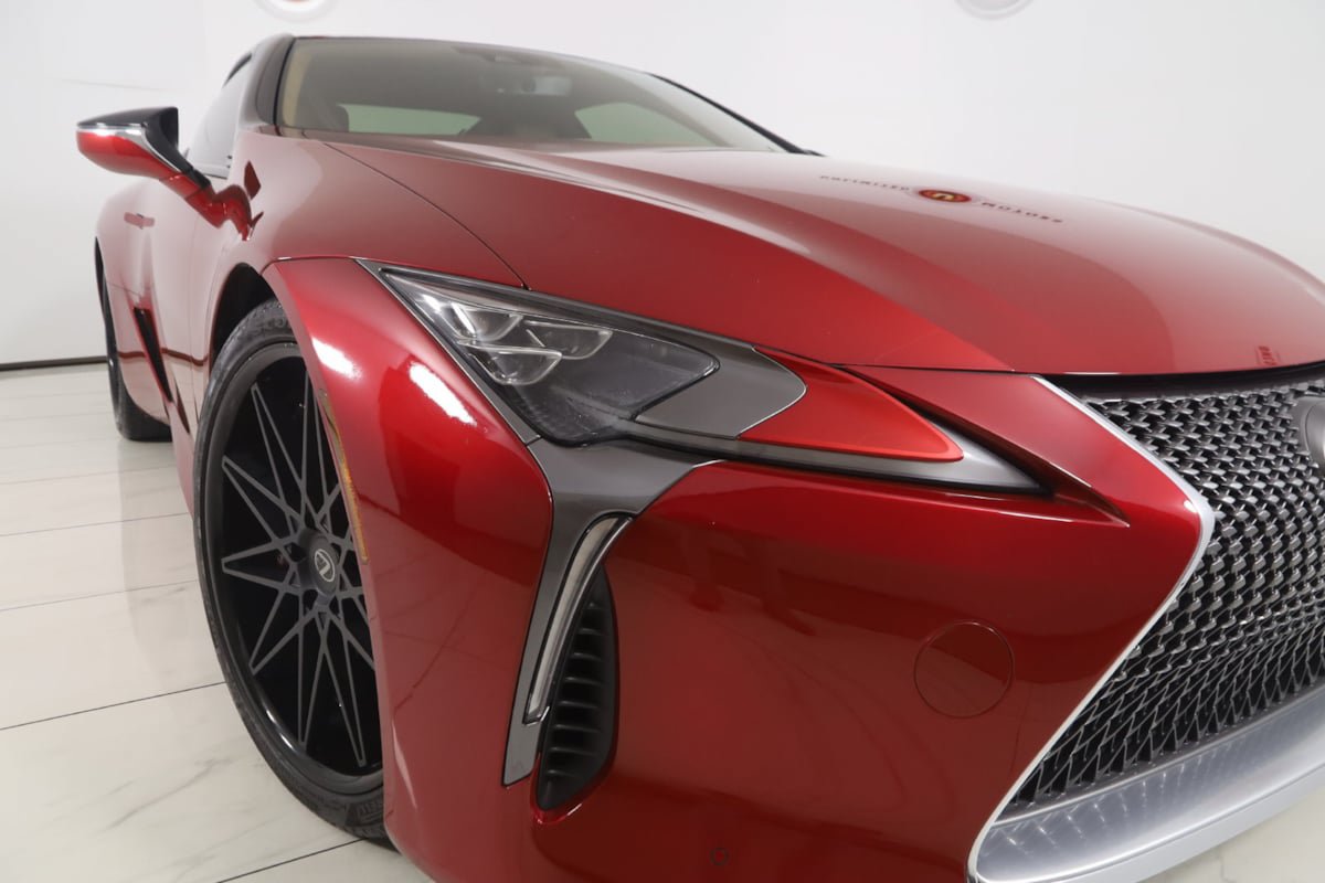 Used 2018 Lexus LC 500 Coupe w/ Touring Package RWD image 19