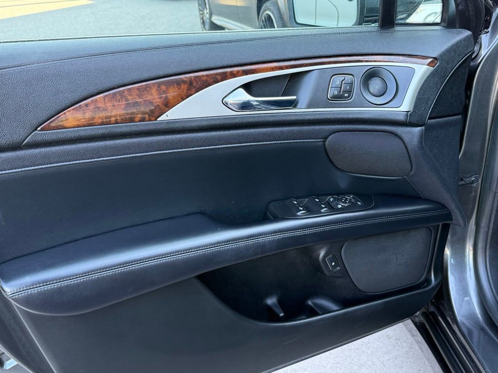 Used 2019 Lincoln MKZ Reserve image 19