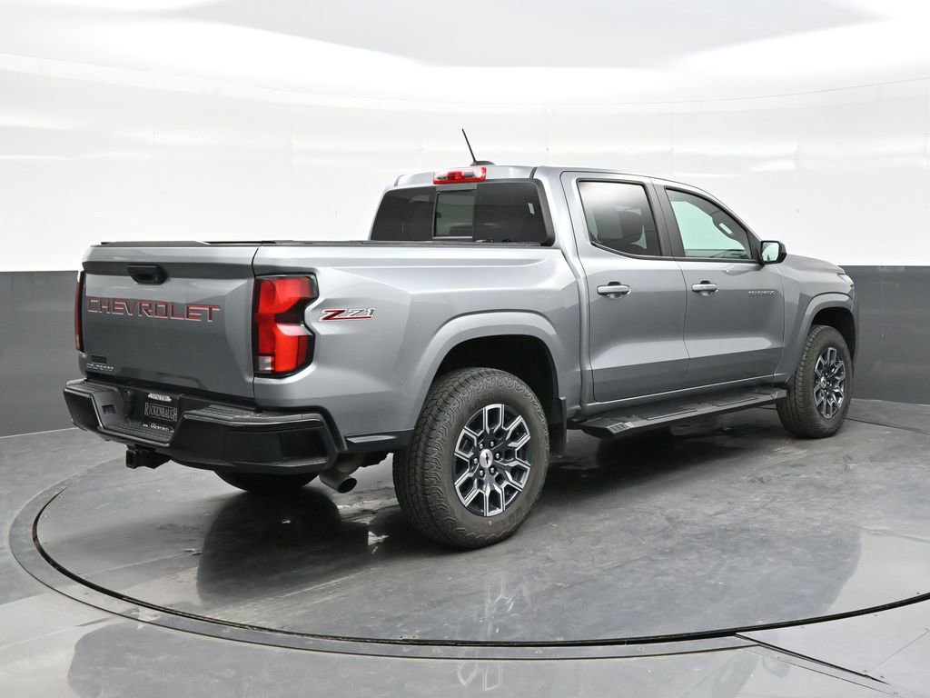Used 2024 Chevrolet Colorado Z71 w/ Z71 Convenience Package 2 image 7