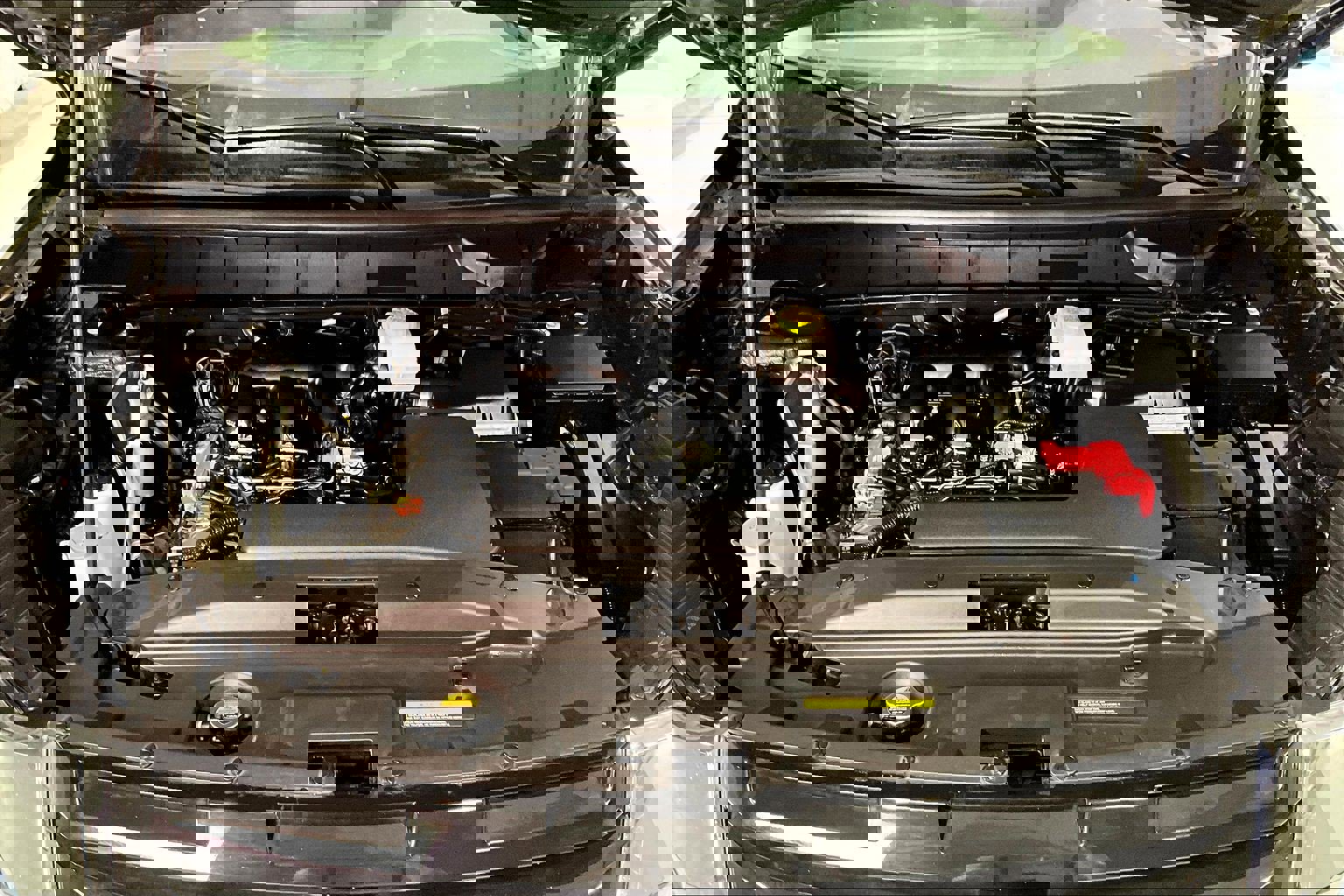 Used 2025 Nissan Pathfinder SL image 31