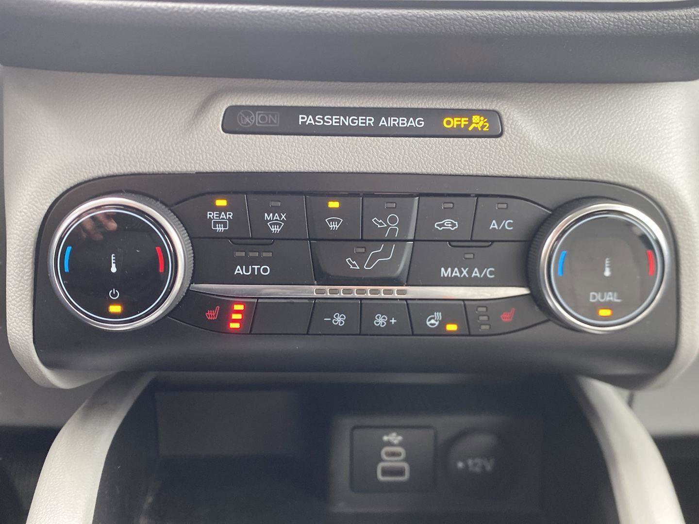 Used 2024 Ford Escape Active image 50