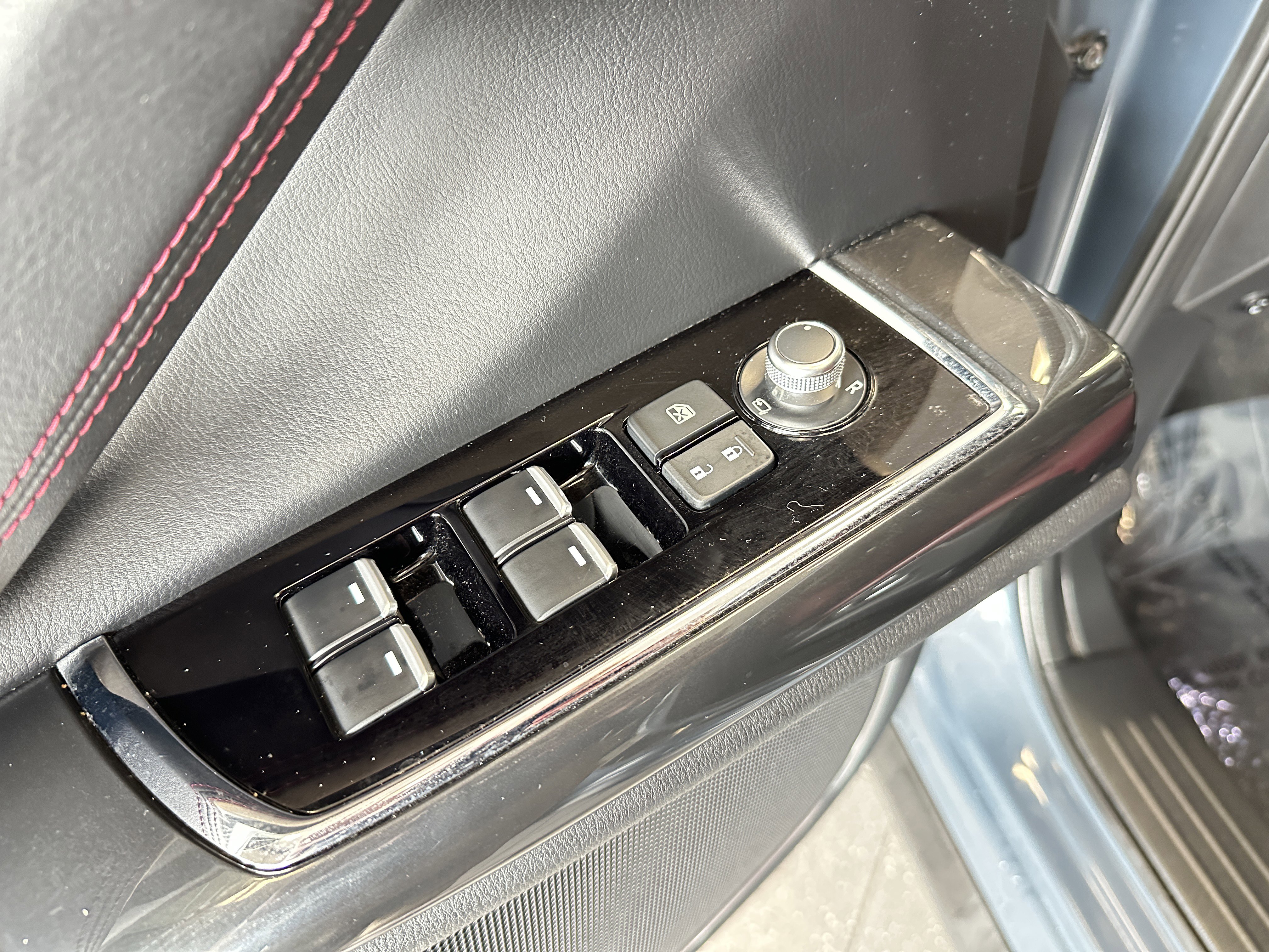 Certified 2023 MAZDA CX-9 Carbon Edition image 24