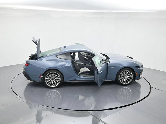 Used 2025 Ford Mustang GT Premium RWD image 22