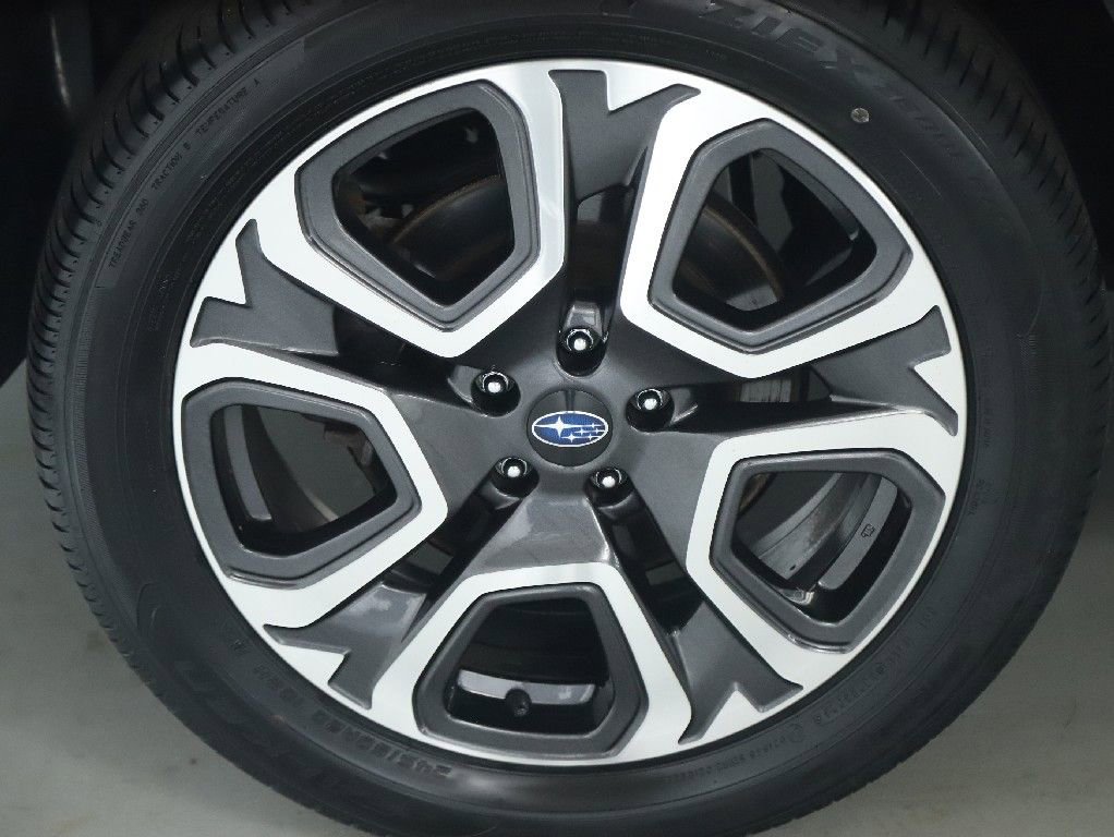 Certified 2024 Subaru Ascent Limited AWD/4WD image 12