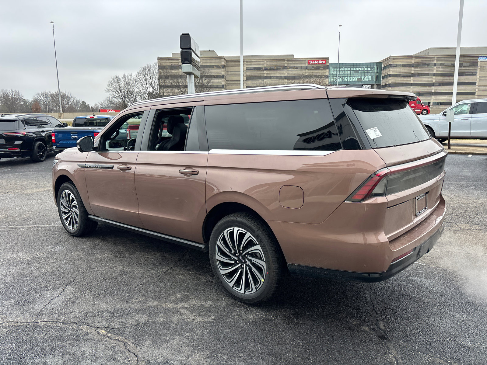 New 2026 Lincoln Navigator L Black Label image 5