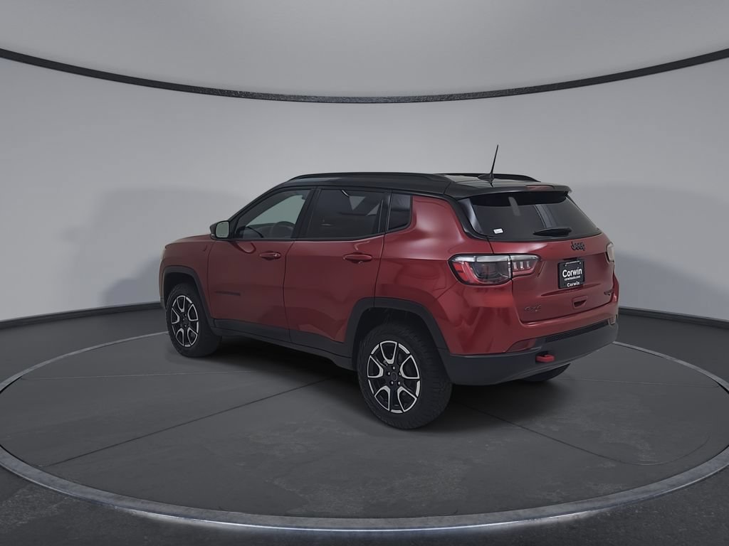 Certified 2026 Jeep Compass Trailhawk AWD/4WD image 13