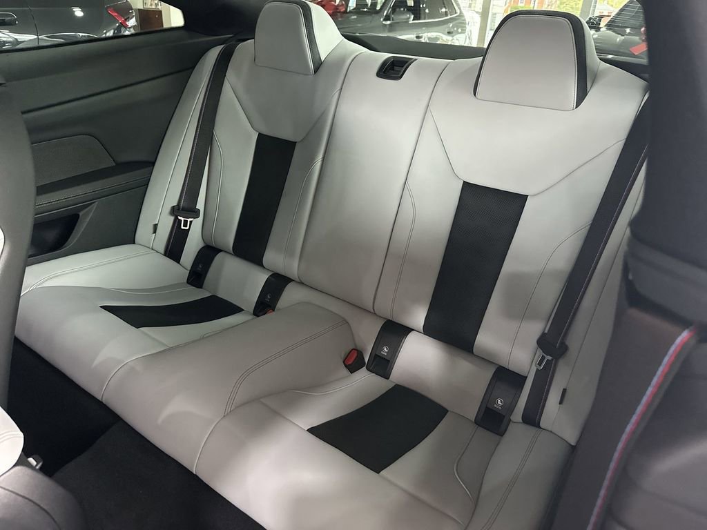 Used 2025 BMW M4 Coupe w/ Executive Package image 29