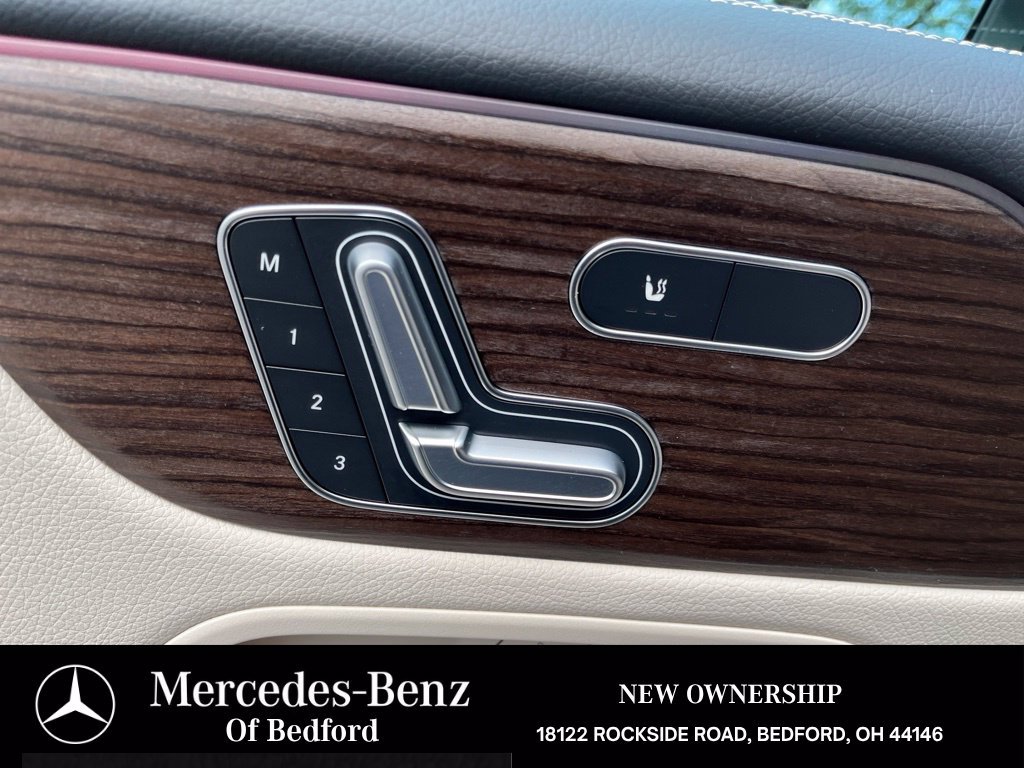 Used 2026 Mercedes-Benz GLB 250 4MATIC image 12