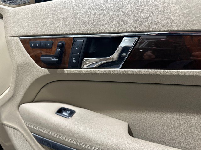 Used 2012 Mercedes-Benz E 550 Cabriolet image 64