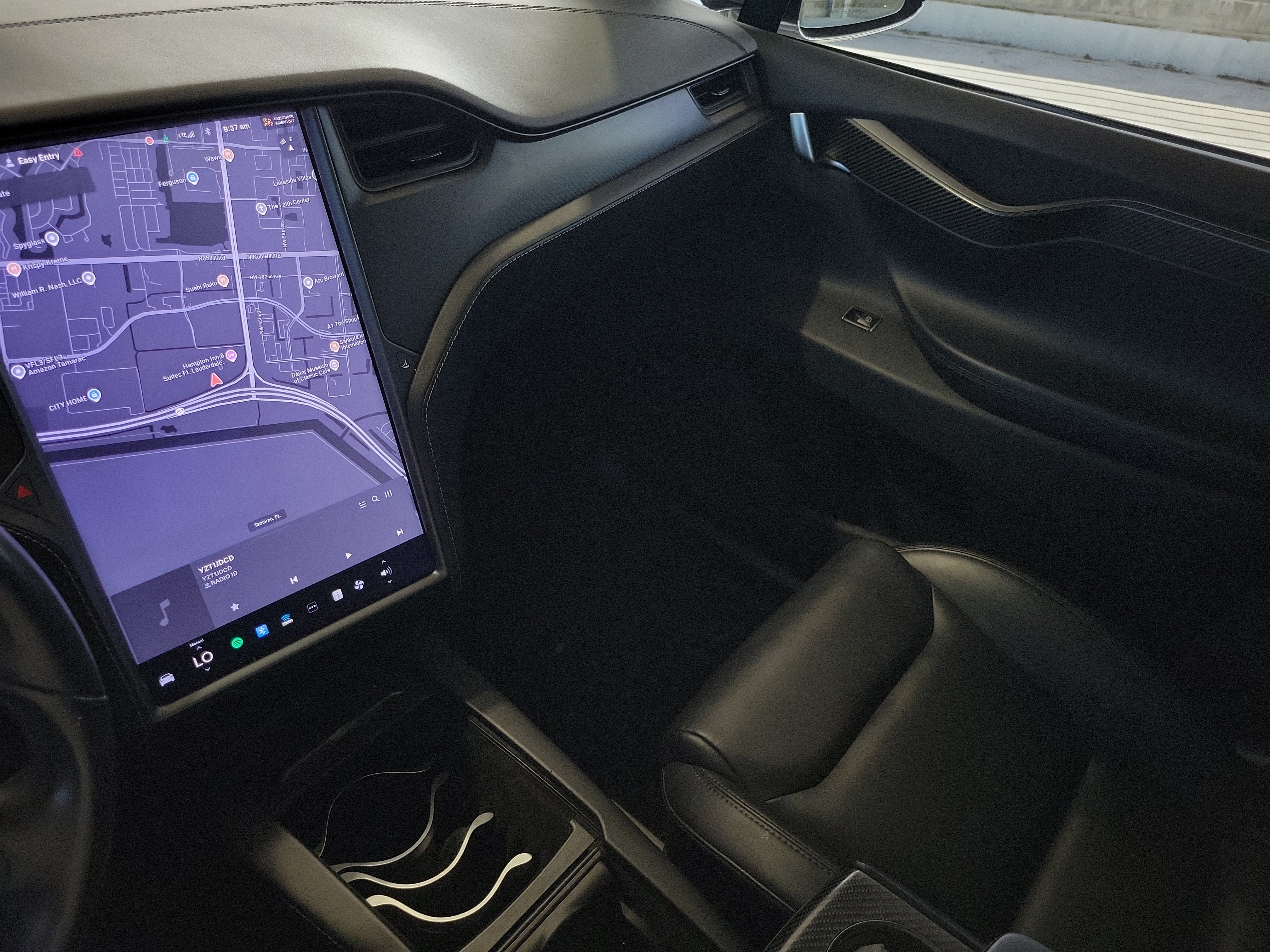 Used 2020 Tesla Model X Performance AWD/4WD image 24