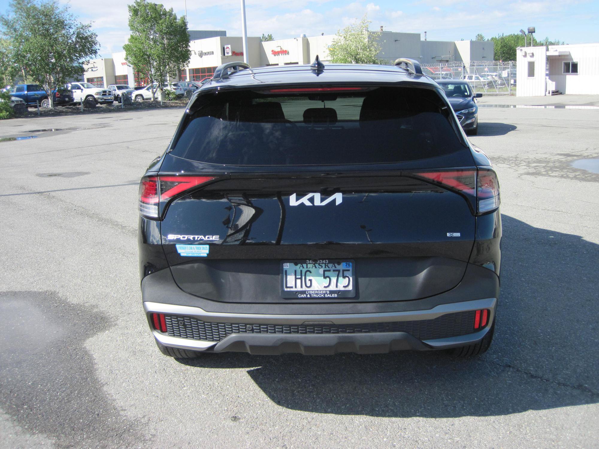 Used 2023 Kia Sportage X-Line w/ X-Line Premium Package AWD/4WD image 4