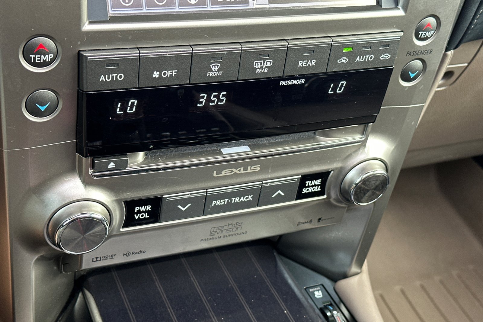 Used 2020 Lexus GX 460 Luxury w/ Accessory Package AWD/4WD image 22