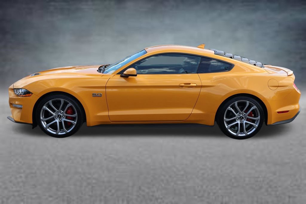 Used 2022 Ford Mustang GT Premium w/ Equipment Group 401A RWD image 4