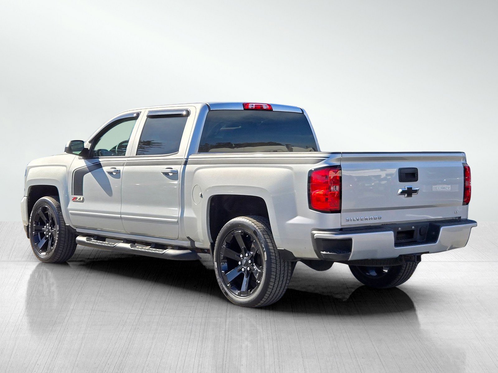 Used 2016 Chevrolet Silverado 1500 LT w/ Rally 2 Edition image 6