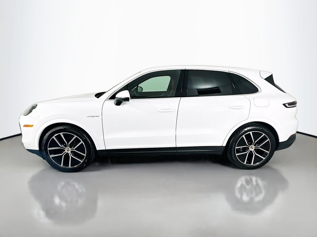 New 2026 Porsche Cayenne E-Hybrid AWD/4WD image 2