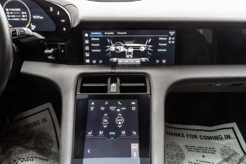 Used 2021 Porsche Taycan 4S image 22