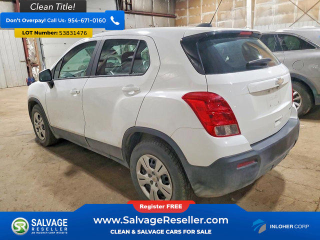 Used 2015 Chevrolet Trax LS FWD image 3