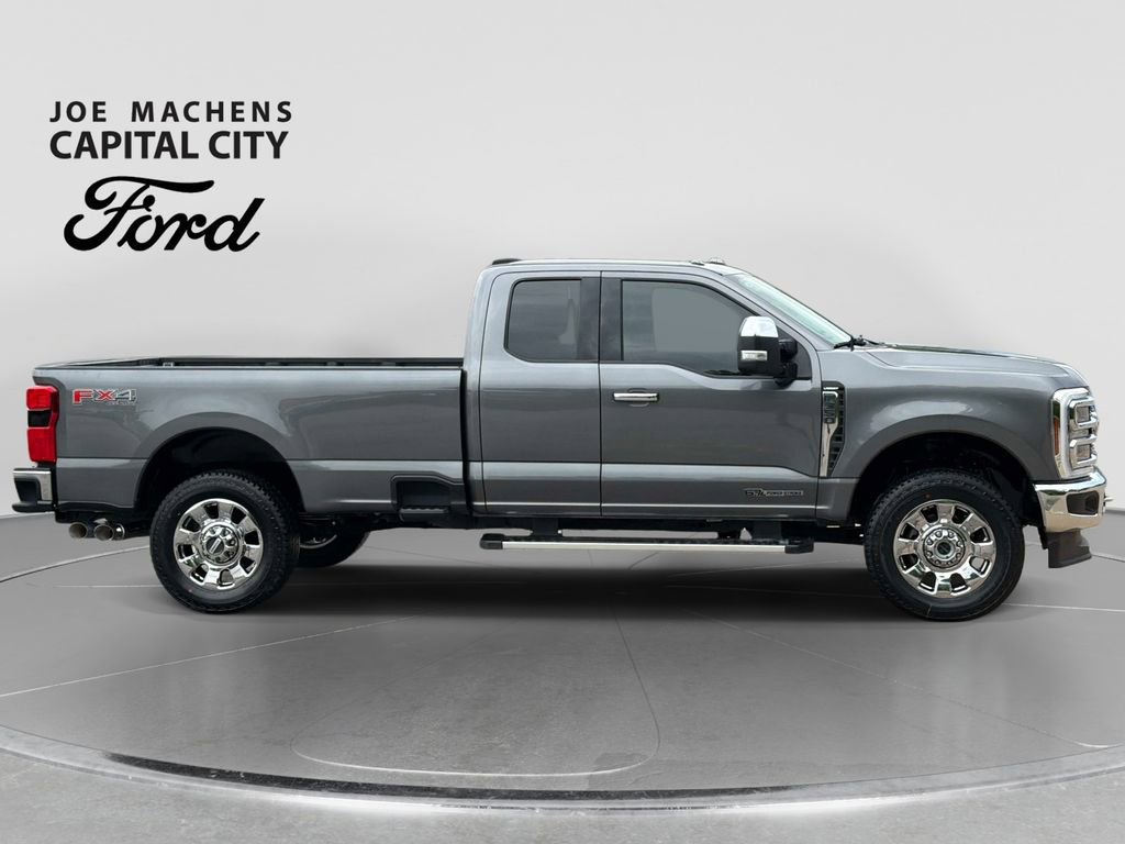 Used 2024 Ford F350 Lariat w/ Chrome Package AWD/4WD image 3