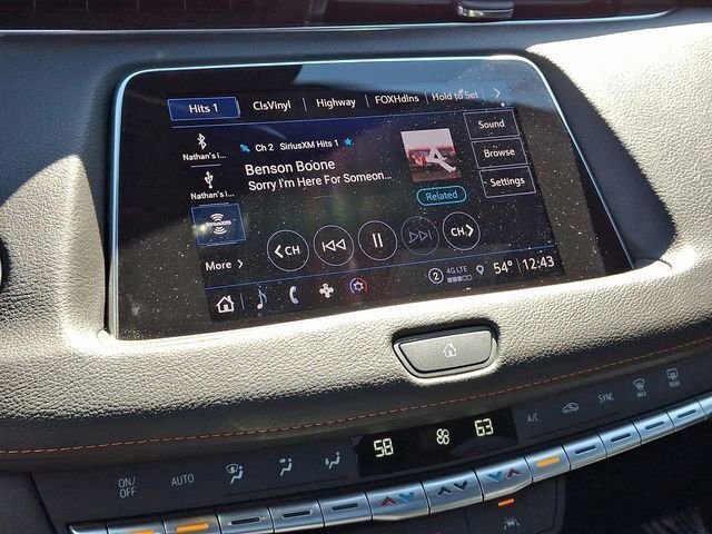 Used 2023 Cadillac XT4 Sport image 34
