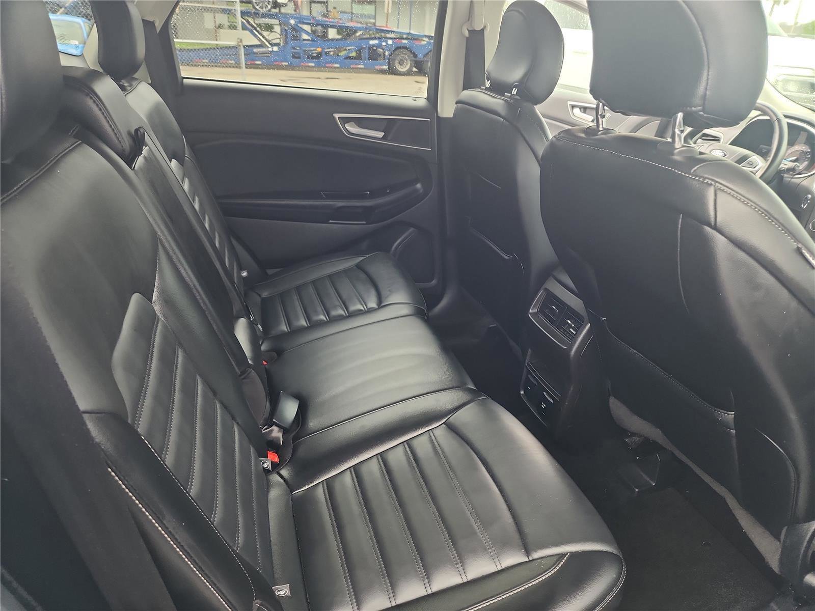 Used 2017 Ford Edge SEL w/ Equipment Group 201A image 24