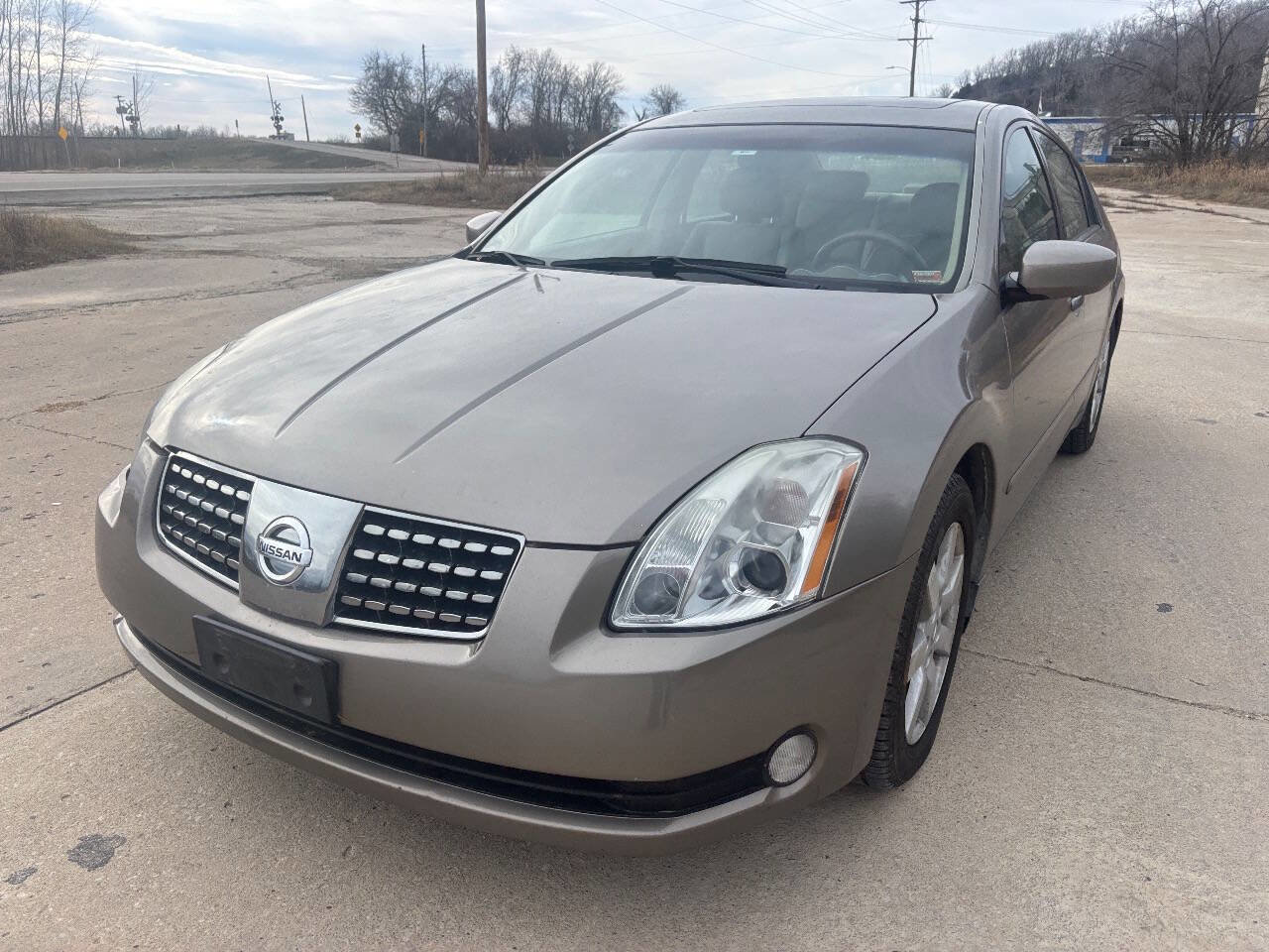 Used 2005 Nissan Maxima 3.5 SL w/ (S03) Driver Preferred Pkg image 2